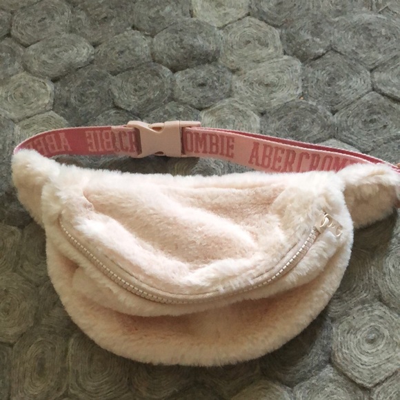Abercrombie and Fitch pink fuzzy Fanny pack. - Picture 2 of 7